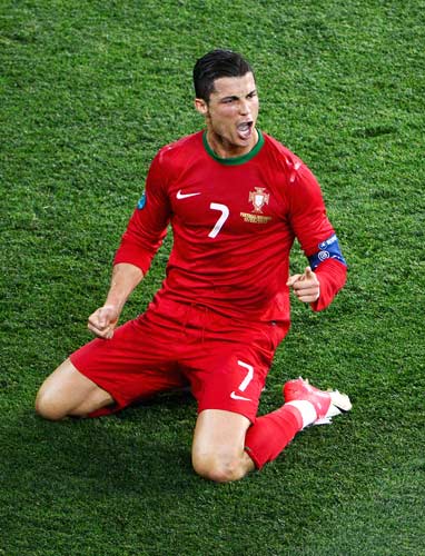 英超赛程安排与赛果汇总 强强对话结果影响深远