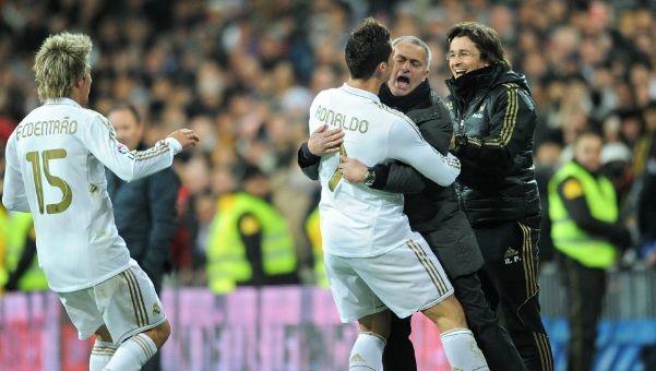 老鹰队把特雷杨送到奇才队完全是贱卖，期待特雷杨能在奇才队崛起