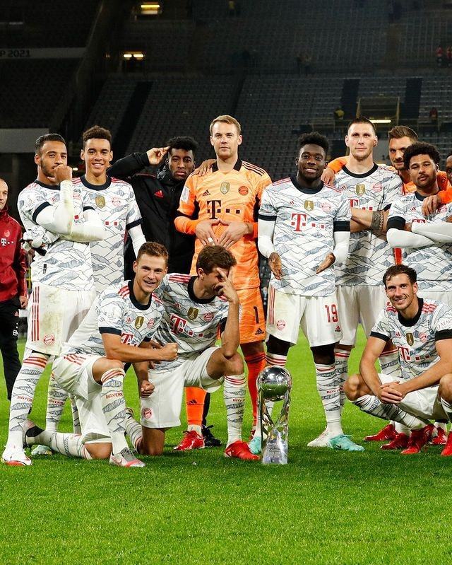 暖心一刻，莱斯特城邀请视障球迷到主场体验音频解说服务