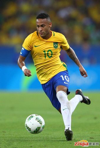 凯尔特人球星杰伦·布朗因辱骂裁判被罚35万美元，罚款如他所愿