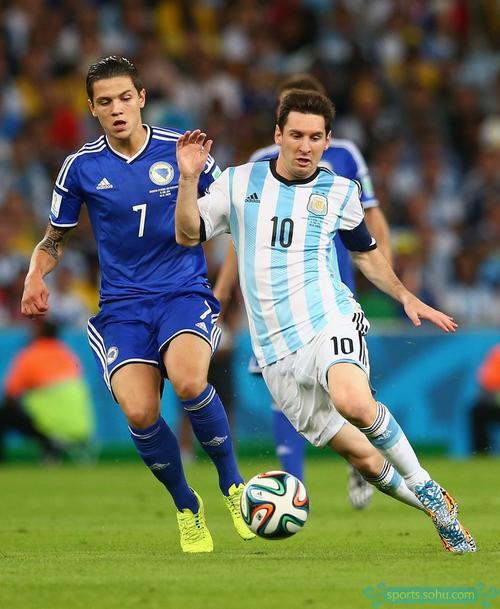 布朗谈防伦纳德：我喜欢被逼到绝境 我喜欢别人质疑我